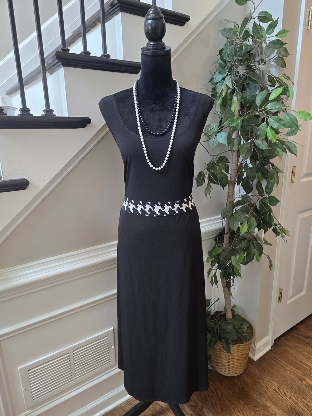 Madison Leigh A-Line Dress Women's Size 18W Black/White Scoop Neck Sleeveless